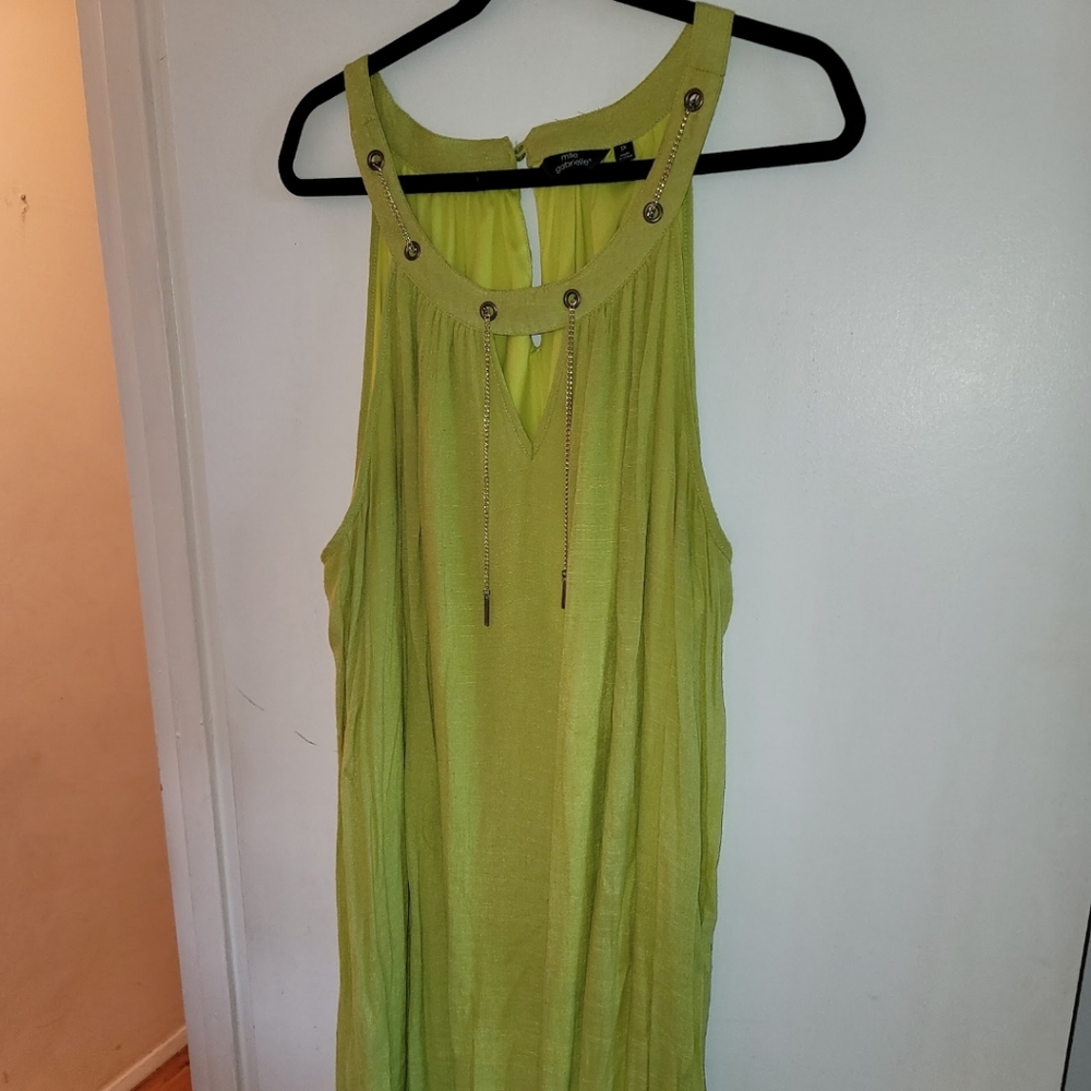 Mile Gabriel 3X green dress with gold chain